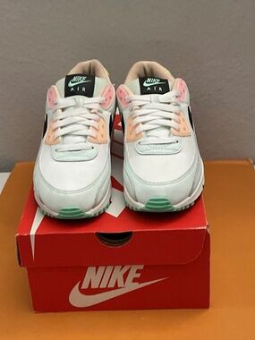 Nike Air Max 90 Easter CZ1617-100.